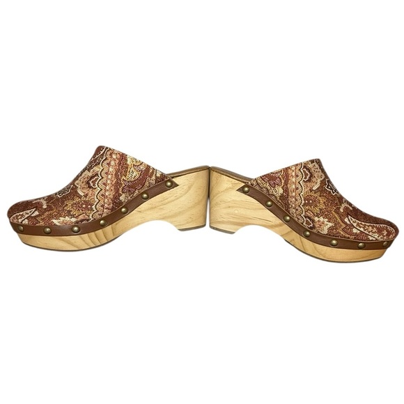 Anthropologie Cordani Zorba Tapestry Clogs Brown Tan Bohemian 70s Slip On Size 7 - Picture 5 of 12